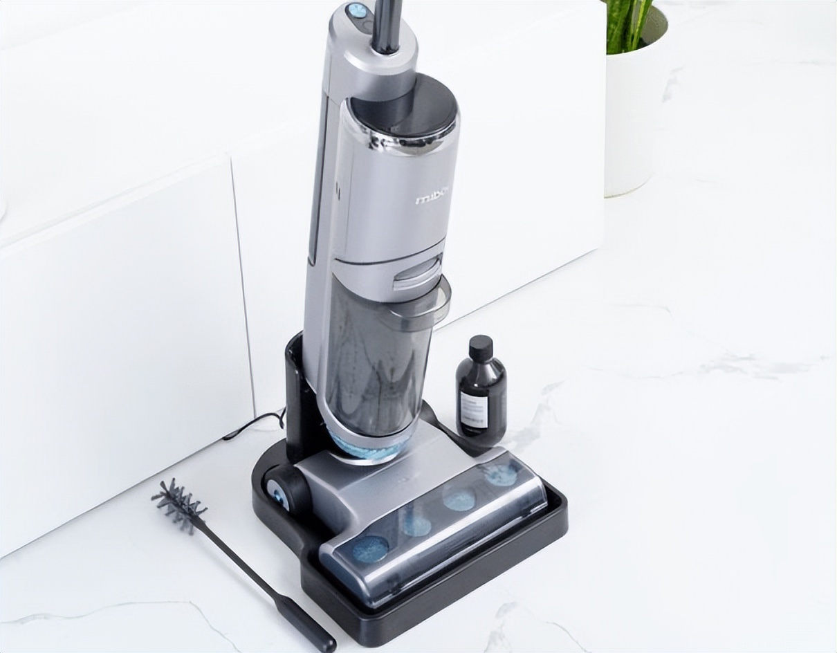 追觅洗地机h12pro和美菱洗地机,悠尼洗地机和德尔玛洗地机p20测试