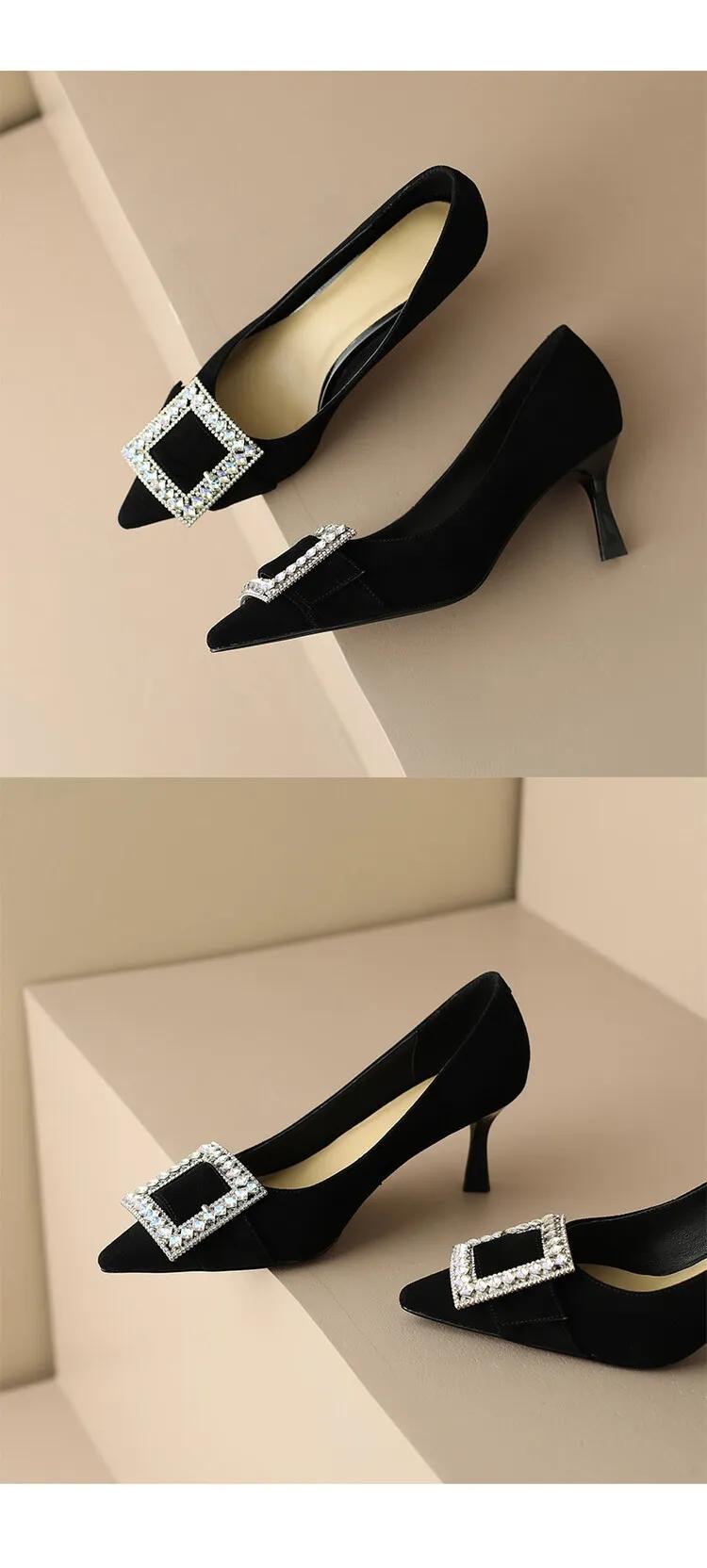 金属方扣软皮时尚百搭高跟鞋,精致大方高跟鞋