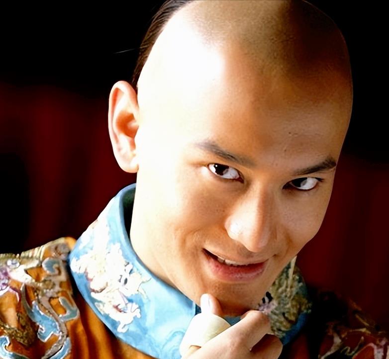 闊﹀皬瀹濆拰闄堝皬鏄ョ増鐨勯箍榧庤,闄堝皬鏄ョ増楣块紟璁拌搴风啓鎻┛