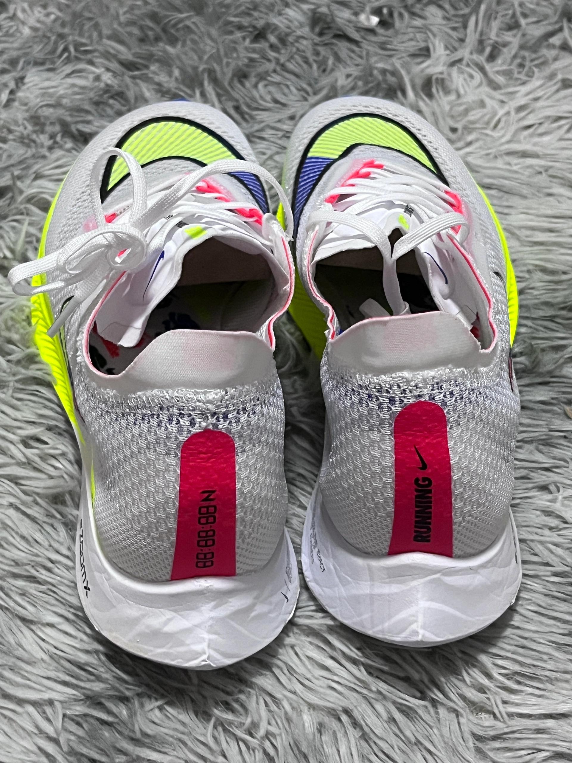 钩子最轻训练跑鞋，这波值得吗？