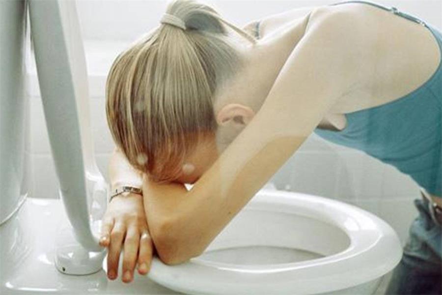 怀孕早期反酸烧心吃什么,怀孕早期胃酸反酸吃什么药