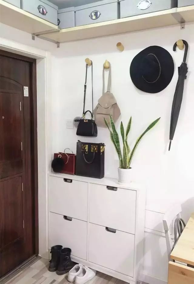 门套颜色与门不一样效果图,门套与门色差太大怎么办