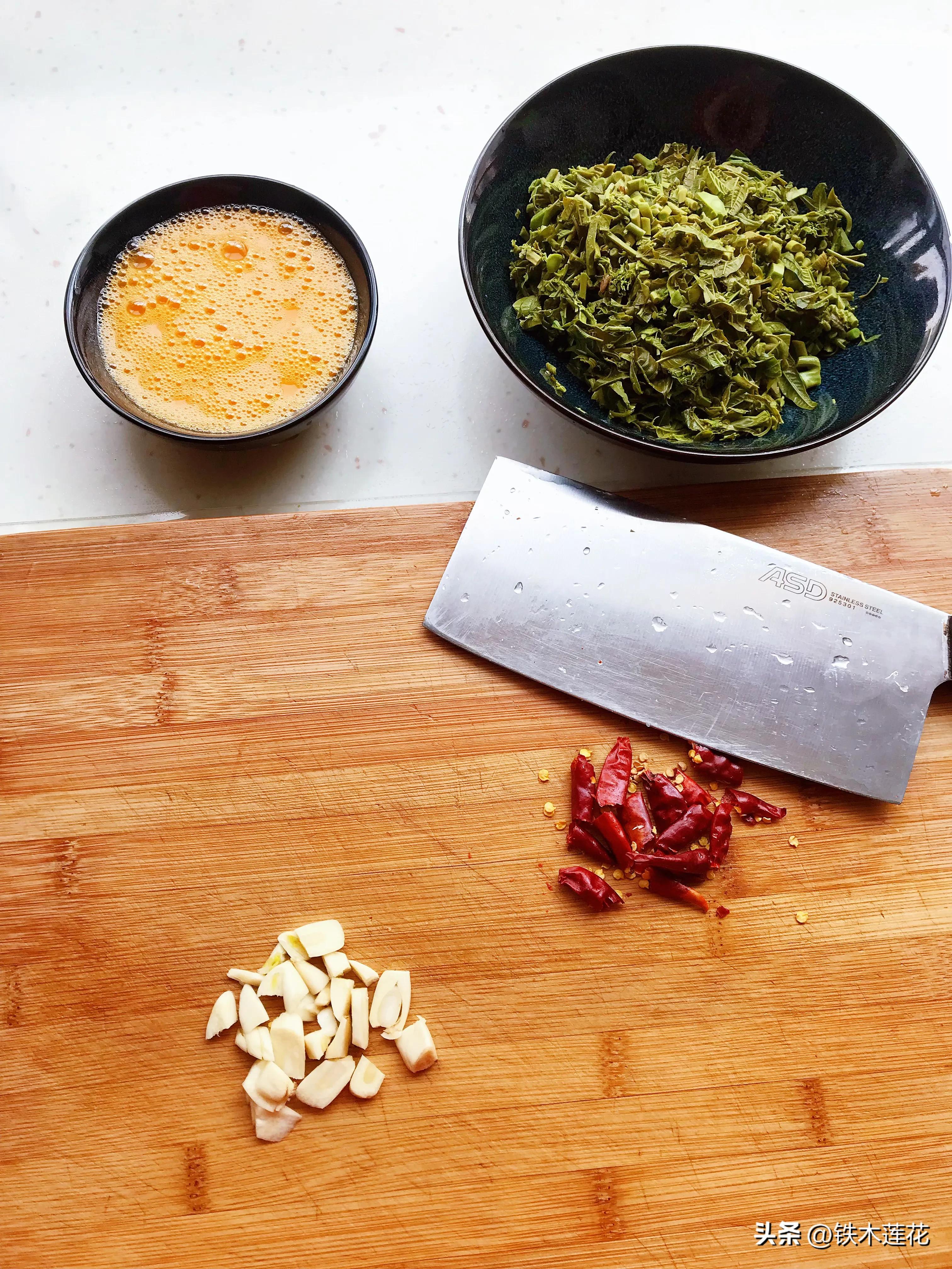 香椿芽炒鸡蛋吃了头晕,盐渍香椿芽炒鸡蛋做法