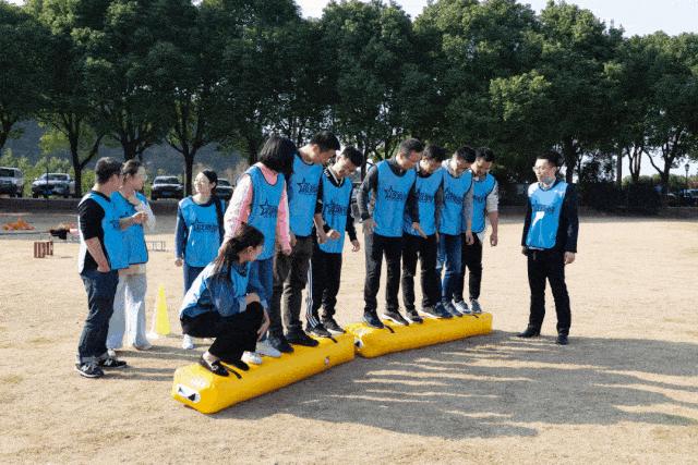 幼儿园运动会趣味游戏大全,运动会趣味游戏项目搞笑