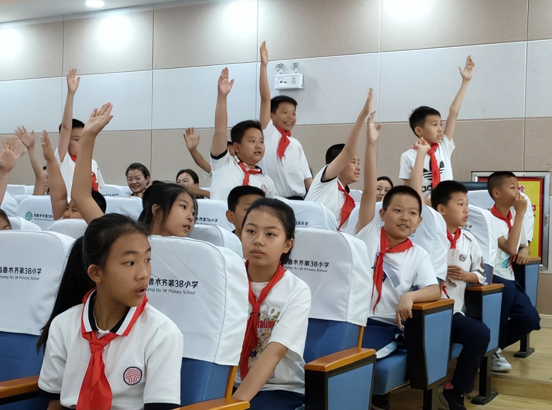 围棋授牌仪式,乌鲁木齐围棋特色的学校