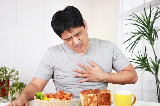 食管癌的病因病机是什么？其治疗方法是什么？