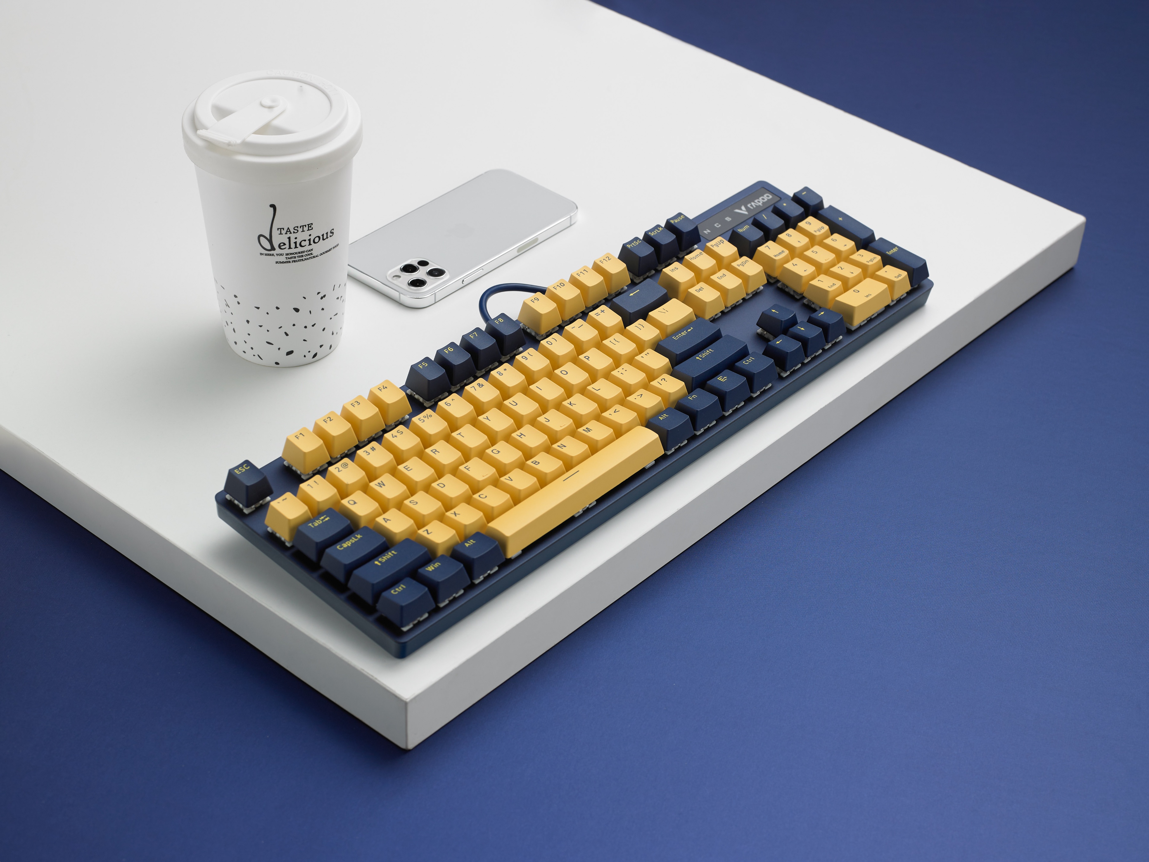 雷柏v500pro背光机械游戏键盘,雷柏v500合金版机械键盘的好处