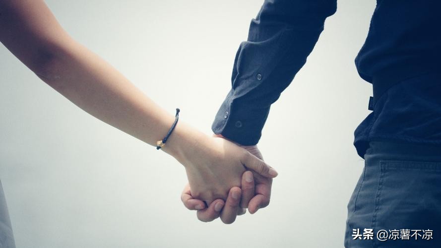 央视十大女主持至今未婚年龄多大,央视的十大著名女主持你最喜欢谁