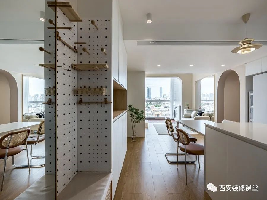 80㎡老旧小复式，变身奶油三口之家