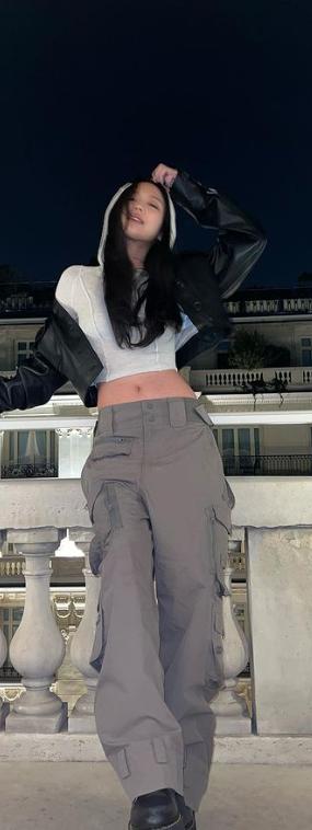 美式复古bella穿搭分享,bella风格属于极简风格吗