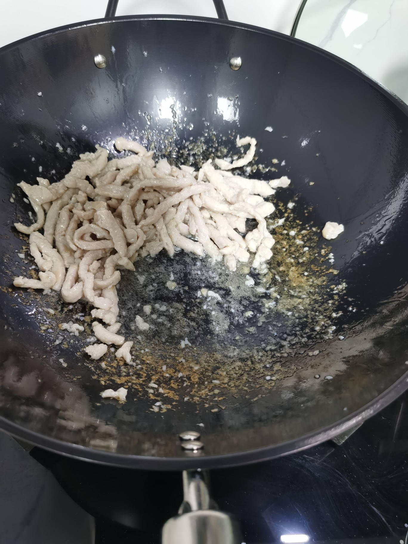 铁锅怎么分辨好铁还是差铁,便宜的铁锅和贵的铁锅有什么区别