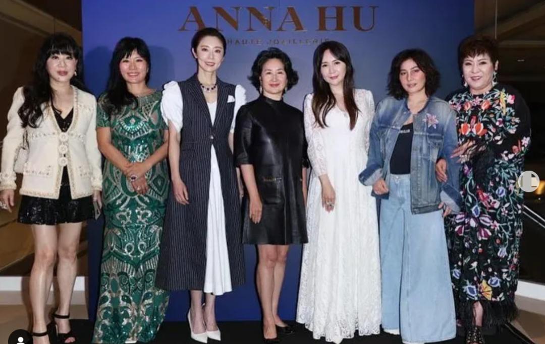 蓝琼缨因为什么去世,赌王二太蓝琼缨传奇的一生