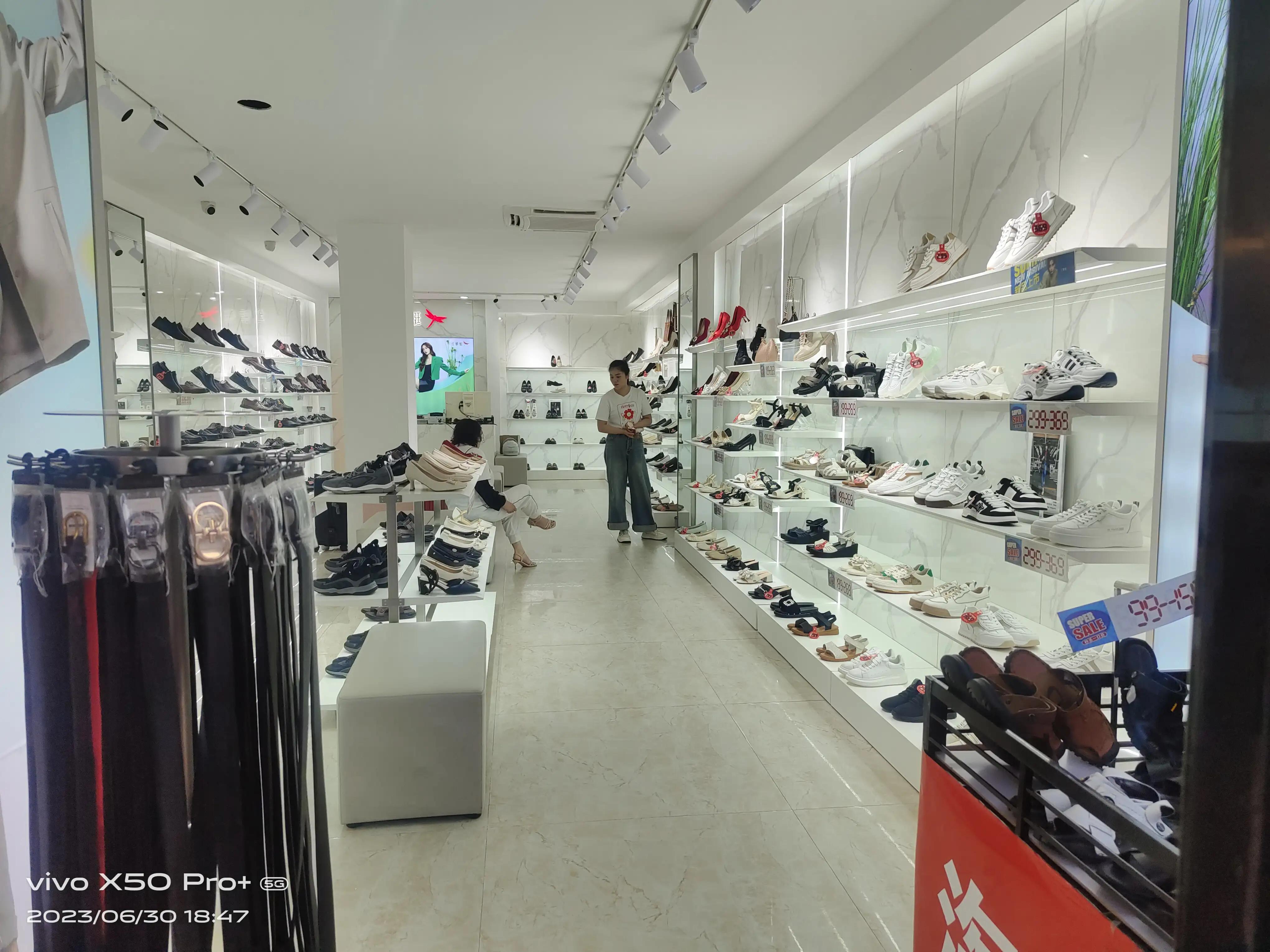 创业的本质是赚钱和成功对与错,创业赚钱比破局还重要