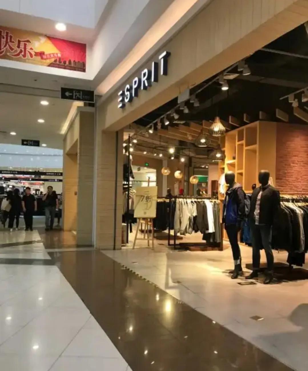 天津各个购物商场人流量,天津品类较全的商场