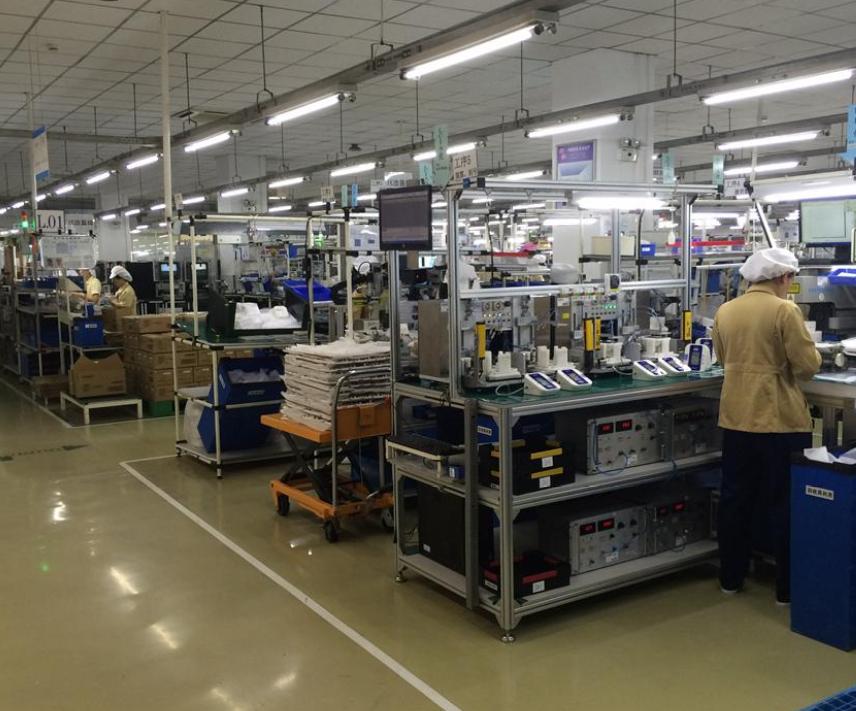 为什么现在年轻人不愿意去制造业,制造业艰难时刻打工人何去何从