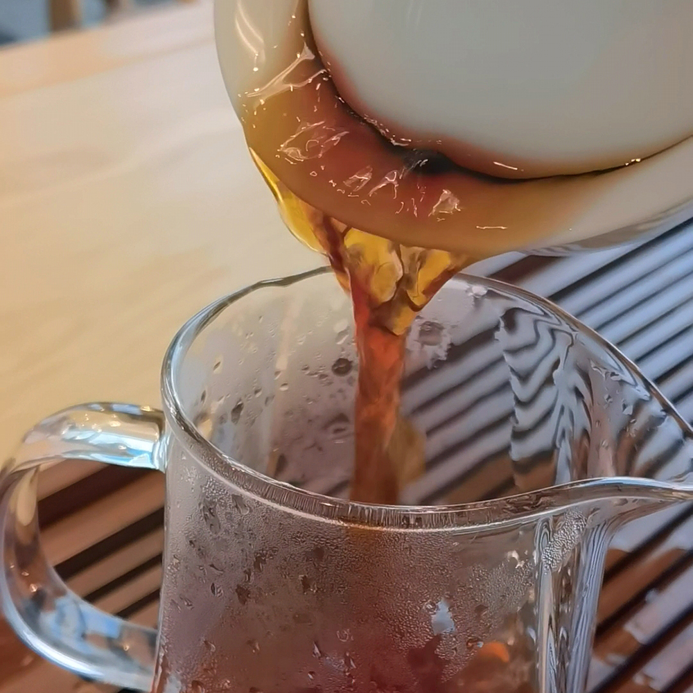 夏天喝普洱熟茶好还是白茶好,红茶绿茶普洱什么时候喝最好