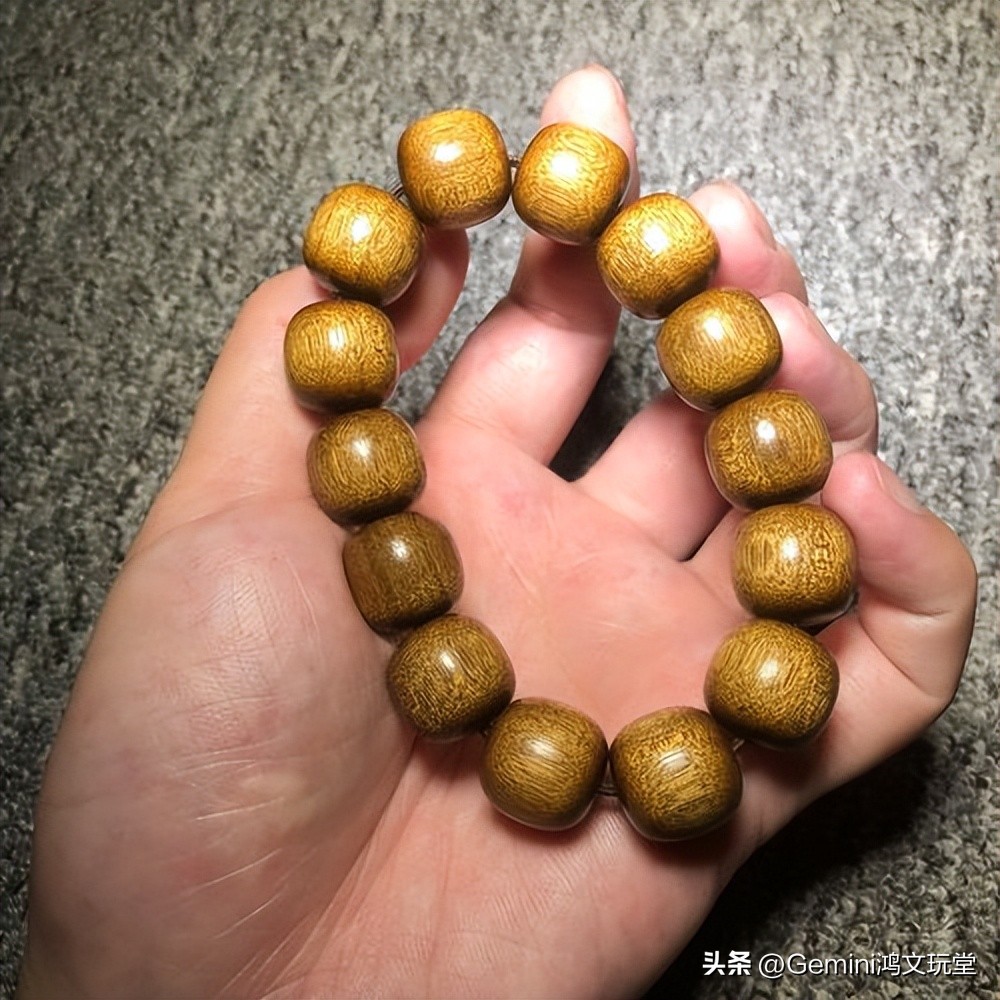 有香味的文玩手串,有香味且便宜的文玩