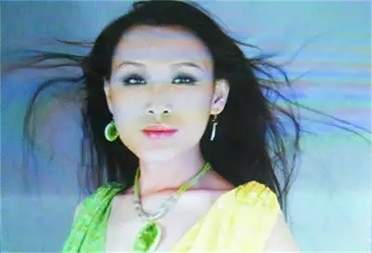 中国变性人造美女：申小勇整容后改名换姓渴望婚姻，后来如何