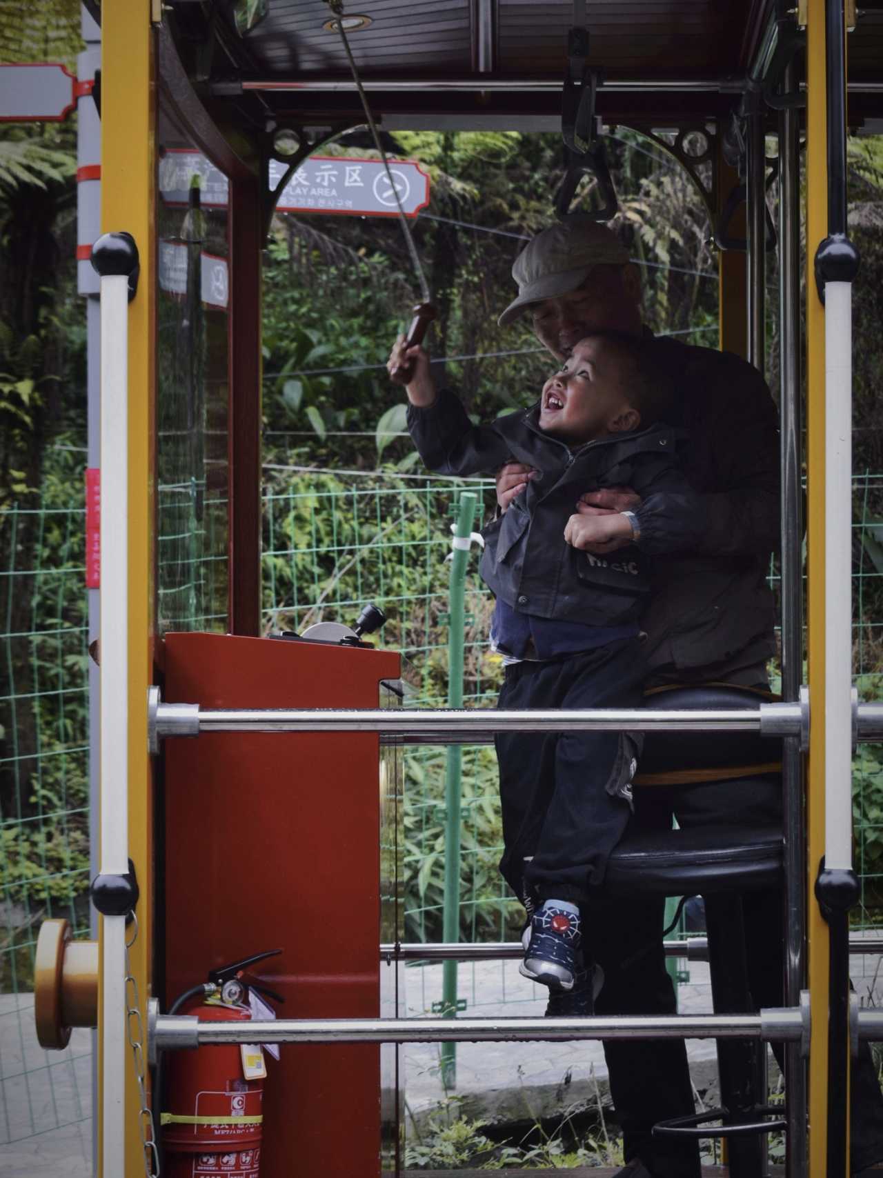 乐山异国风情打卡新去处,乐山游玩攻略及人文风情