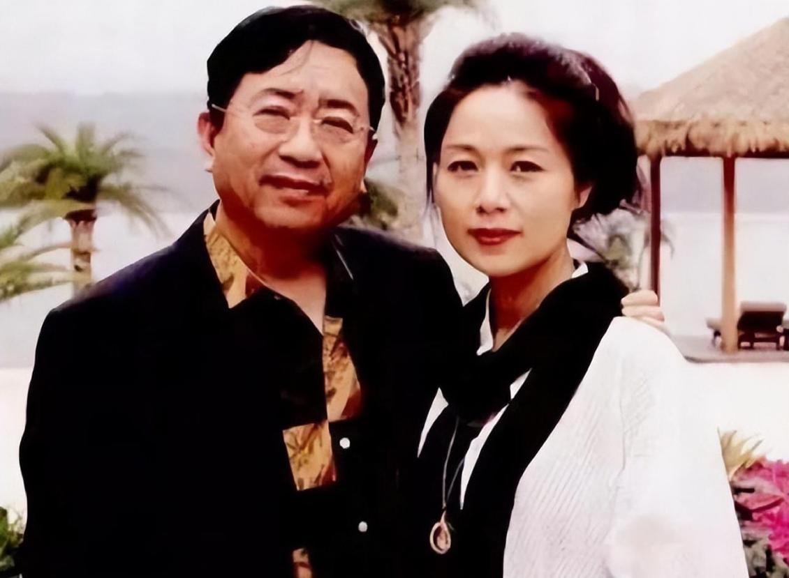 李红谈余秋雨婚姻,李红揭示前夫余秋雨的后果