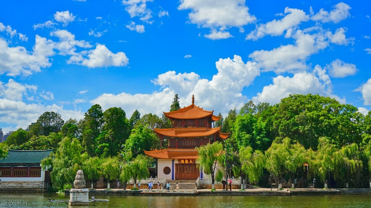 昆明及昆明周边景点,去昆明旅游攻略必去景点最新