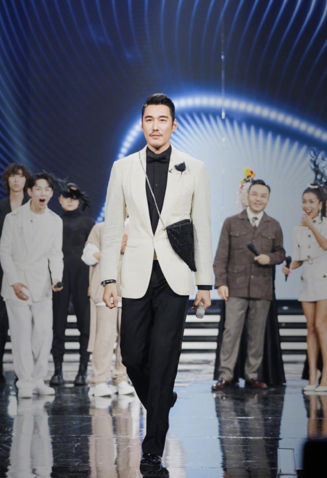 胡兵日常三餐,胡兵的自律生活