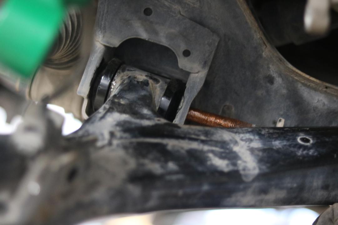 皇冠3.0经典老车翻新复活视频,13代皇冠全车翻新泉州地区