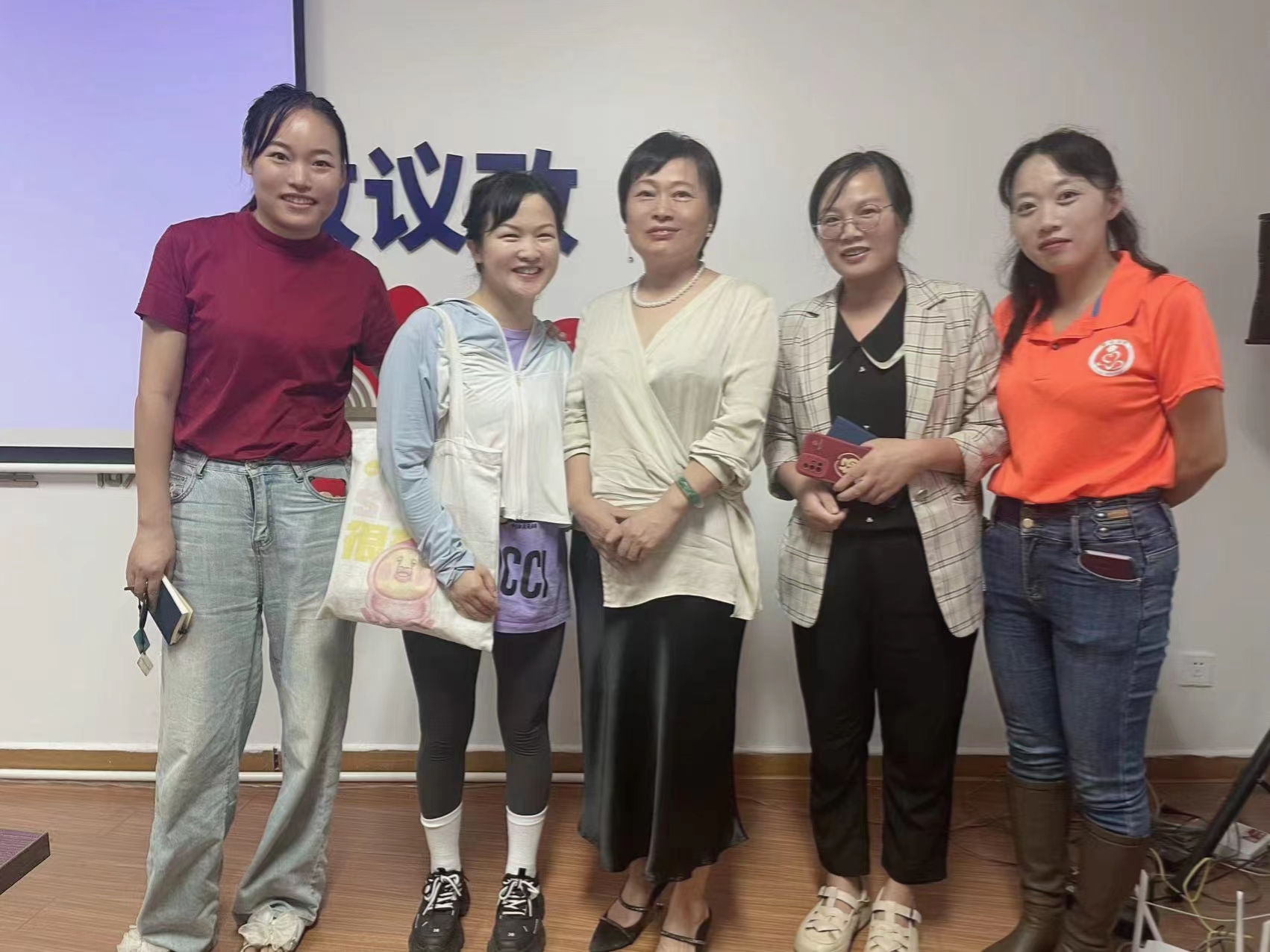 赋能妈妈,赋能宝妈的产品是正品吗