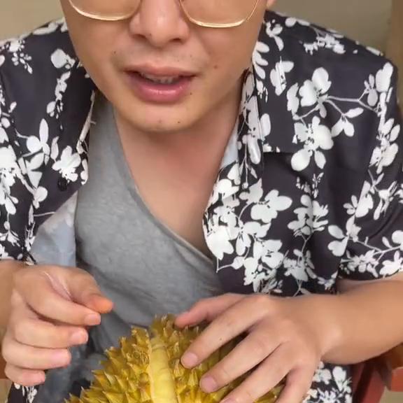 正宗泰国金枕榴莲5-6斤,新货泰国金枕榴莲