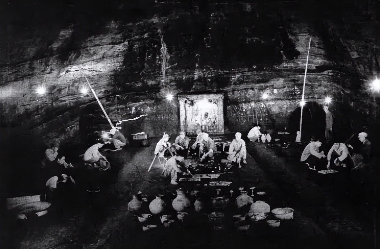 隧道挖出的奇怪东西,隧道开挖奇事