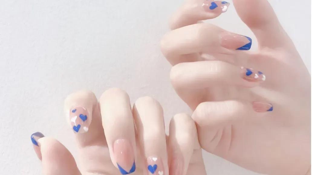 芊芊玉指裸色美甲,美甲芊芊玉指怎么修