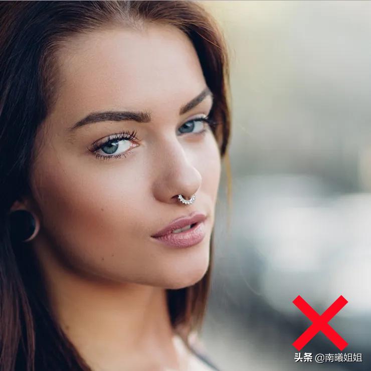 脸上这几个地方有痣是代表什么,一个女生脸上有很多痣代表什么