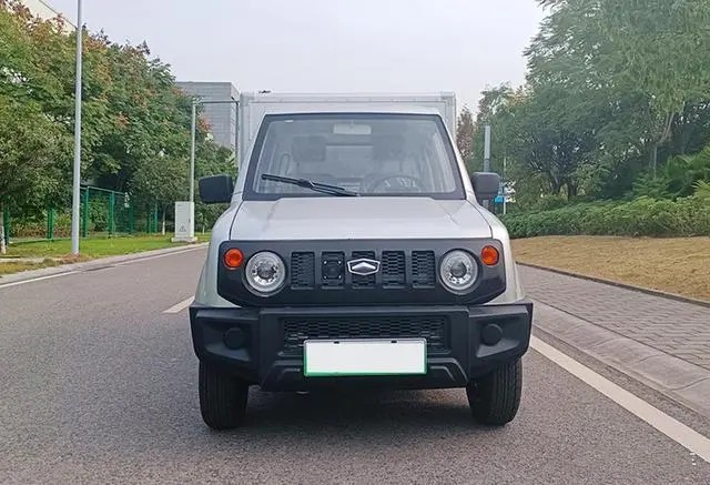 吉姆尼最新款皮卡,吉姆尼纯电小皮卡