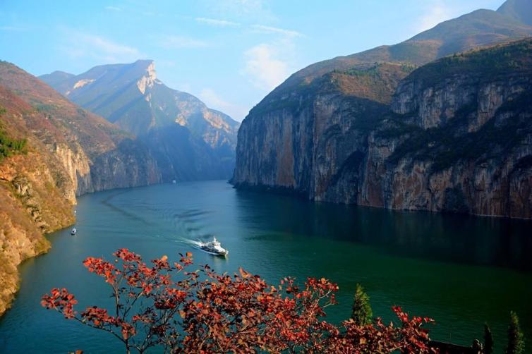 黄石市哪个地方看红叶最好,黄石附近夜景游玩景点推荐