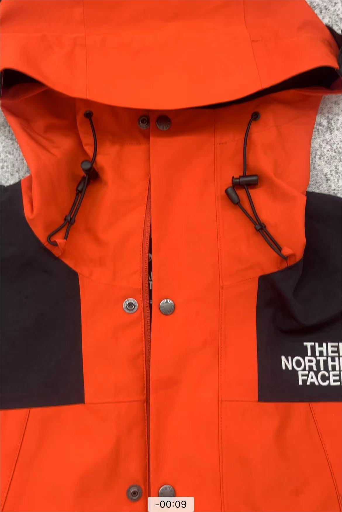 冲锋衣烂了咋办,冲锋衣烂了一个洞能修复吗