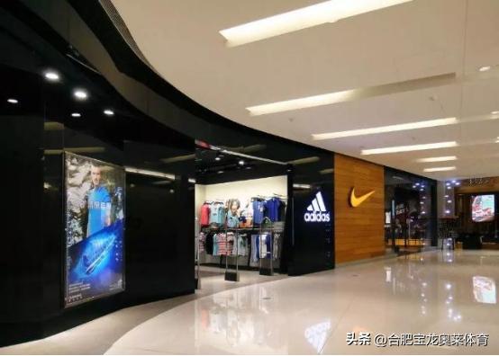耐克阿迪达斯折扣店加盟：没有仓库就是皮包公司