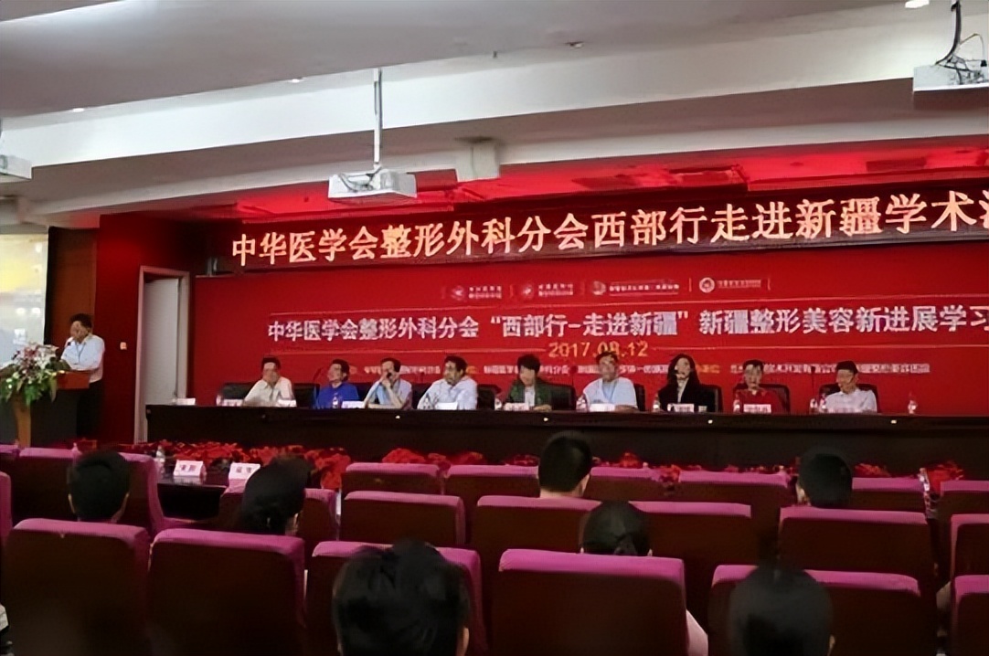 倍感荣幸倍受鼓舞,倍感荣幸备受激励