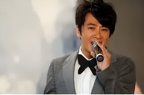 因一句：*鱼岛钓**是中国的，惨遭日本公司封杀20年，如今过得怎么样