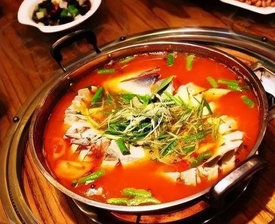 苗族古歌发源地是哪里,苗族文化有哪些古老的传统歌舞