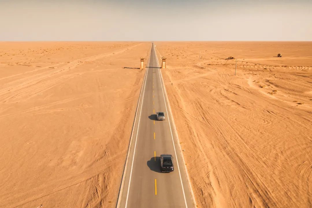 创新纯电动bmwi7来袭,全新bmwi7沉浸式豪华体验