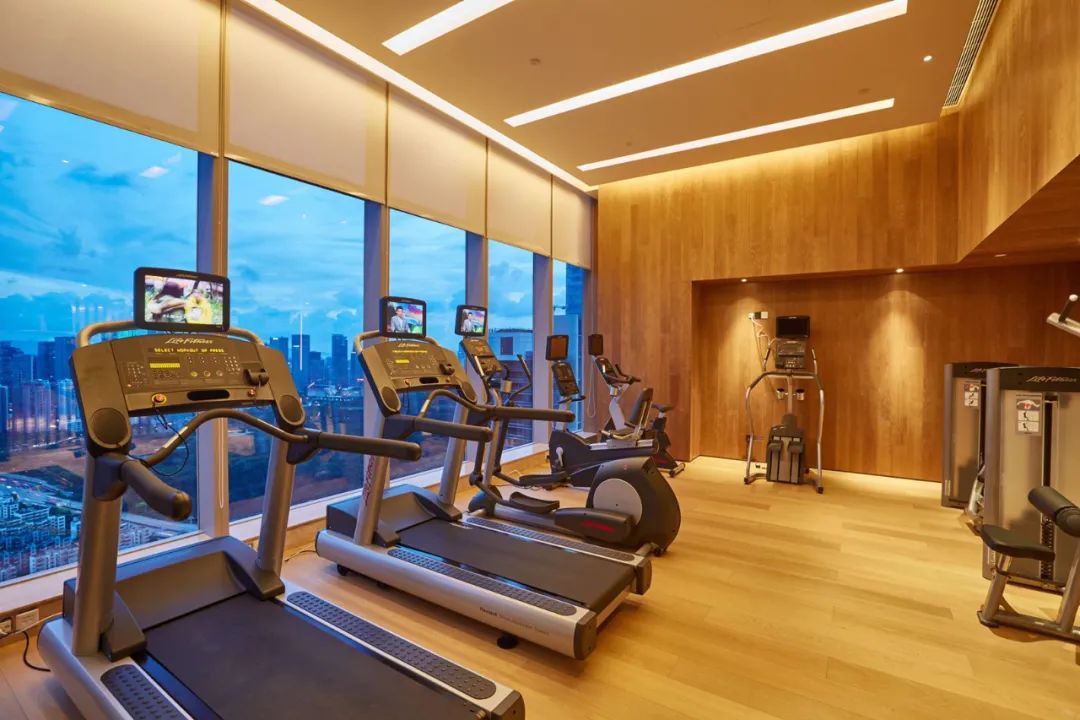 深业上城公寓,深业上城到笔架山的桥