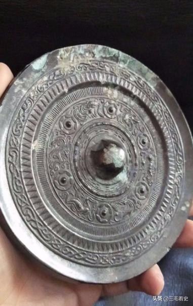 河南老汉带领全村造假,河南一老人带村民造假