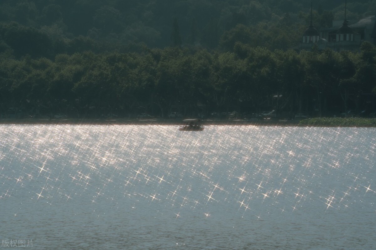 小学语文三年级下册必背古诗,小学语文考编必背古诗汇集朗读