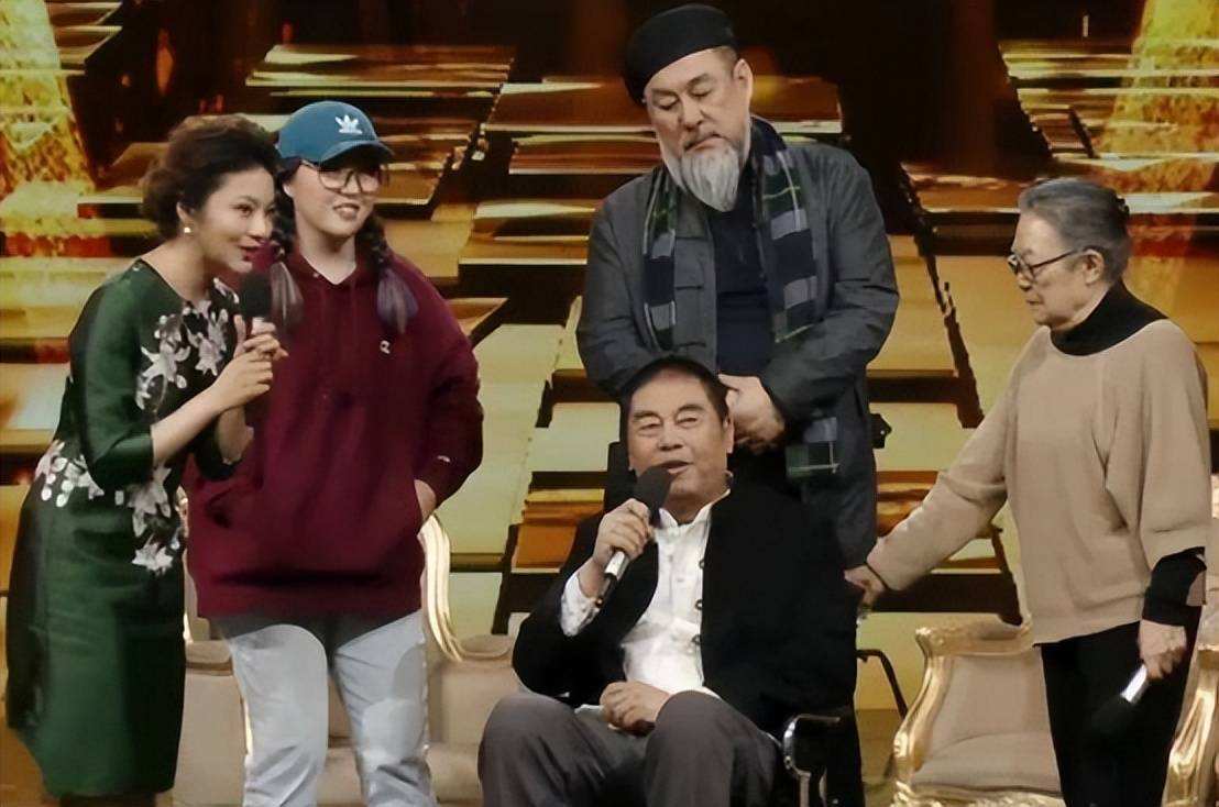 知名名演员离世一路走好,一路走好著名演员在睡梦中离世