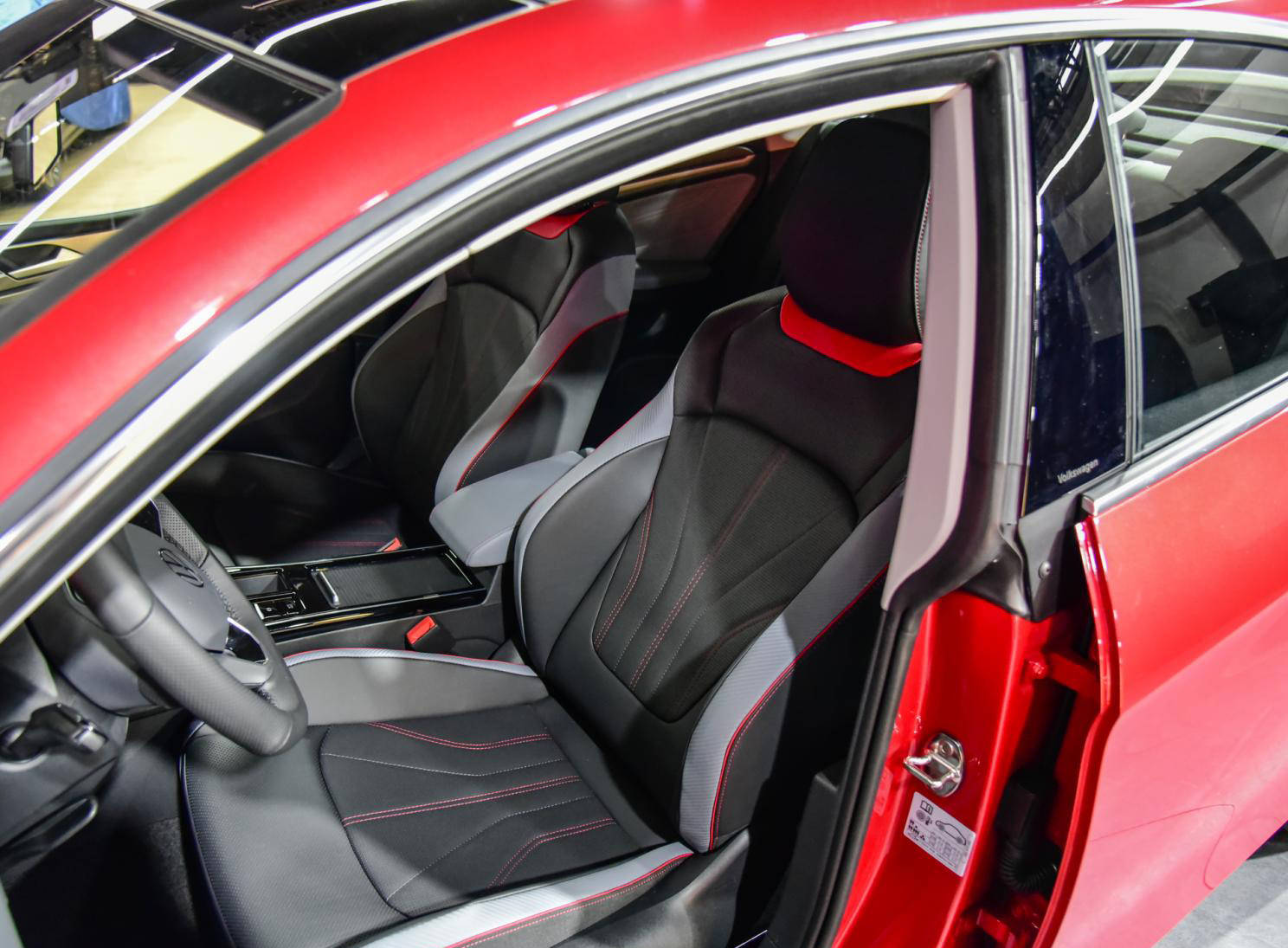 澶т紬鍏ㄦ柊鍑屾浮l鍙戝竷,鍏ㄦ柊澶т紬鍑屾浮l浜浉