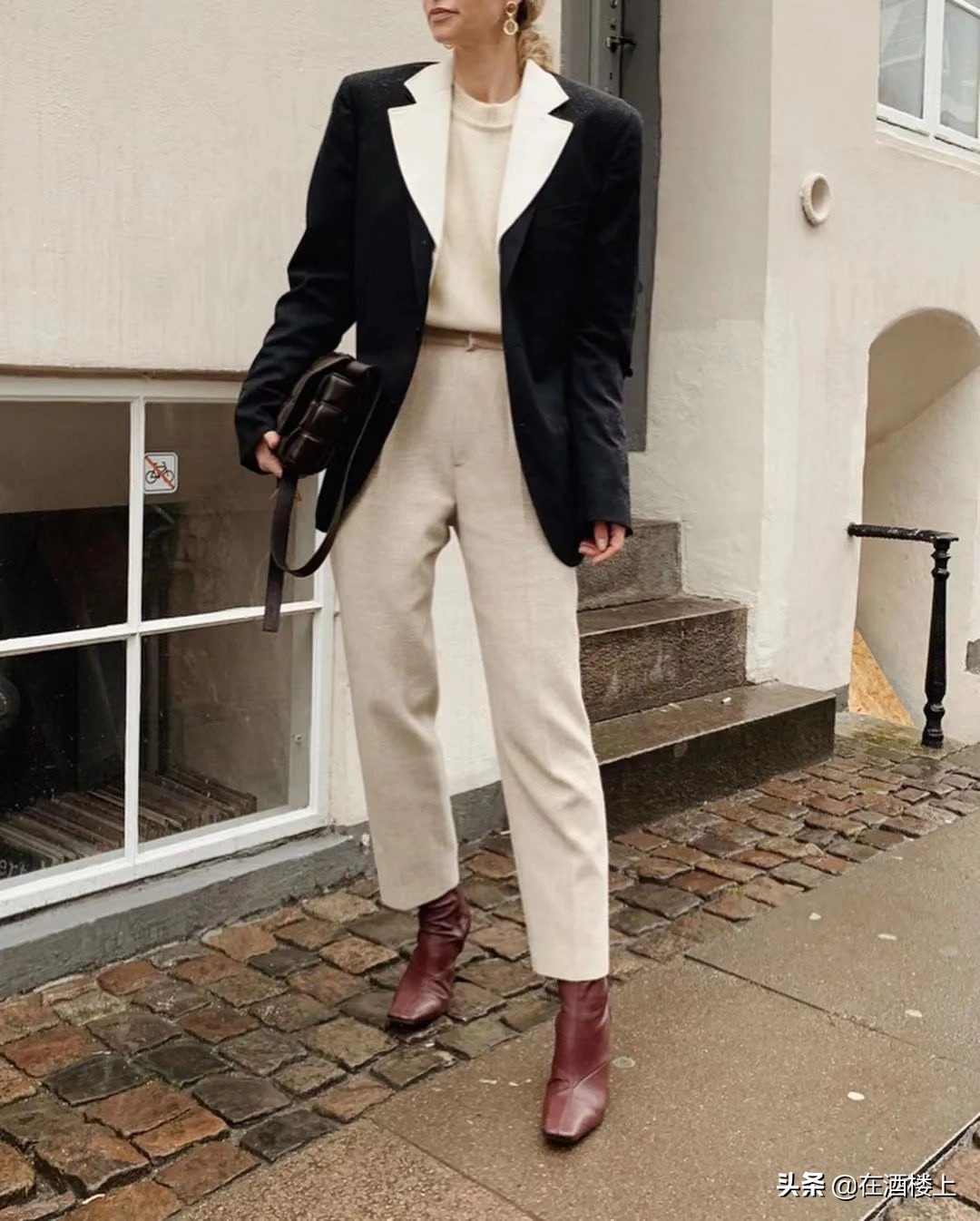 不用穿金戴银装饰自己,不用穿金戴银