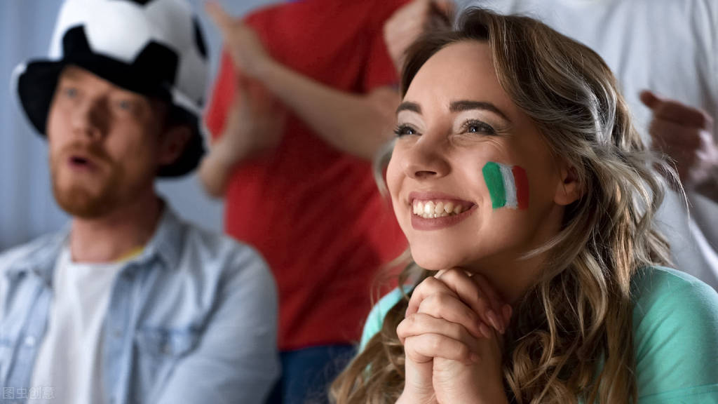 世界杯主题曲燃爆全场,世界杯主题曲震撼合唱