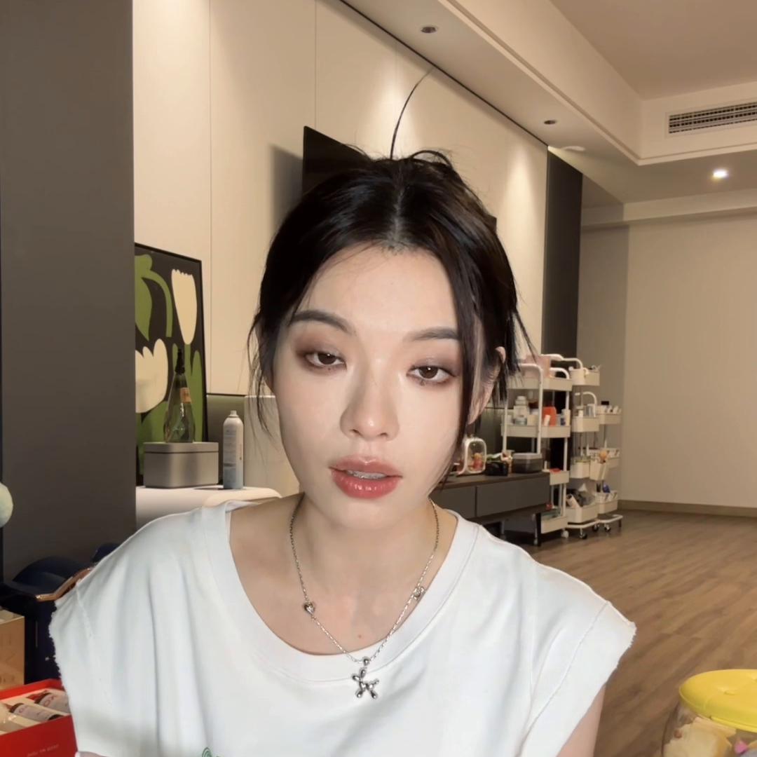 今天就是一期！改造油腻男大→清爽男大！#神奇的白泥#当...