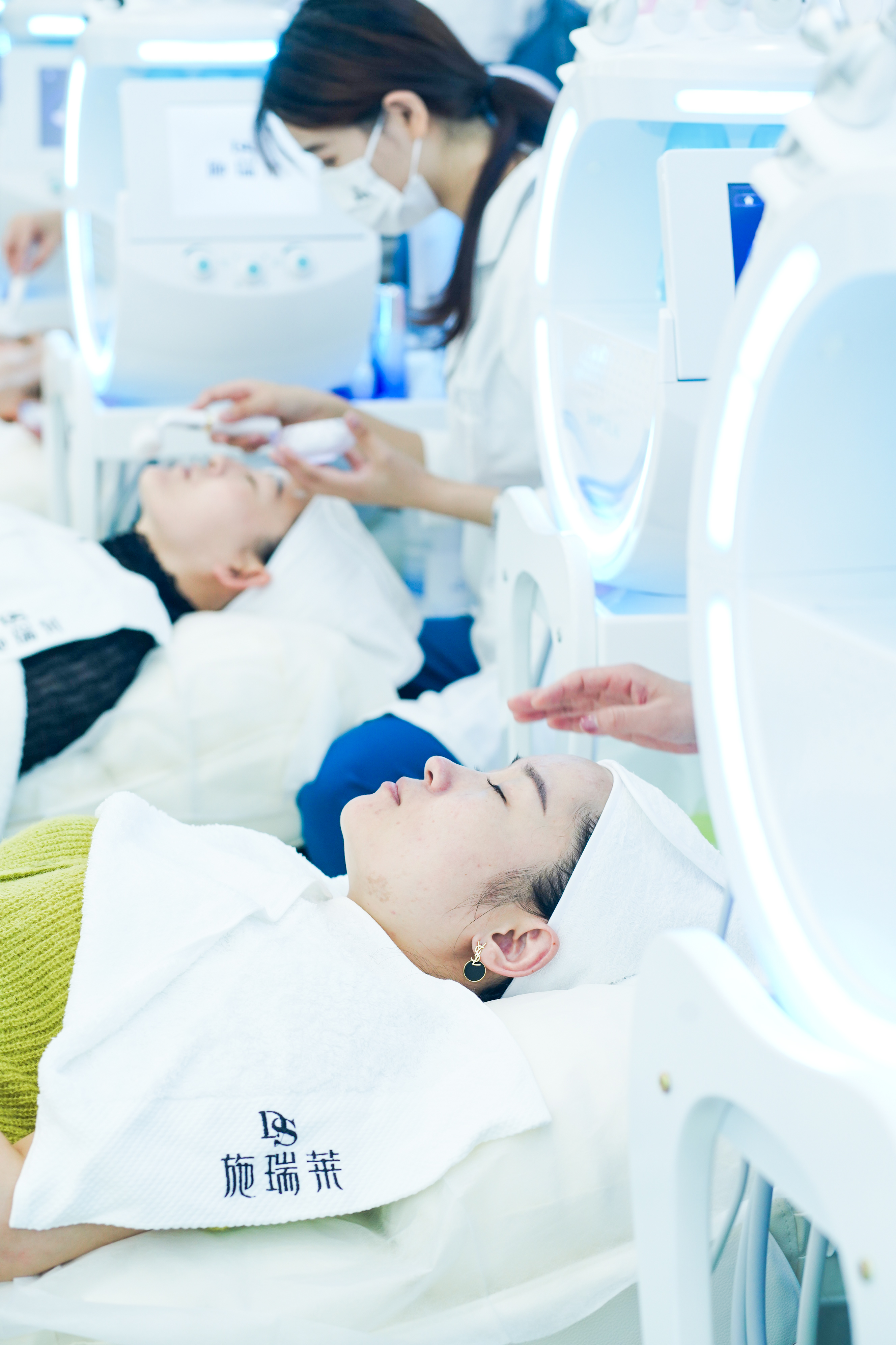 洗脸吧和美容店是同行吗,洗脸吧和洗头吧哪个前景好