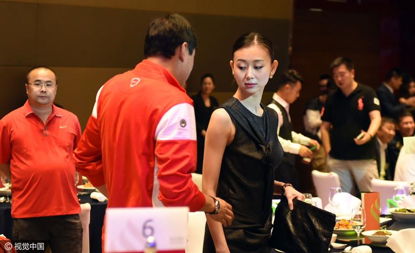 范志毅二婚妻子,范志毅老婆芭蕾舞